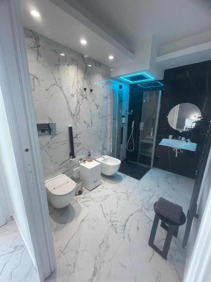 Lci Deluxe Rooms San Cataldo  Eksteriør billede